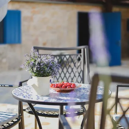 Holiday House 